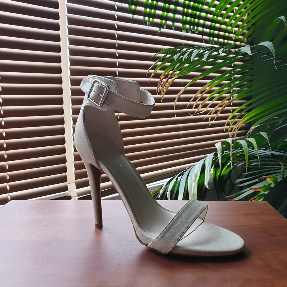 Heels in Cream White